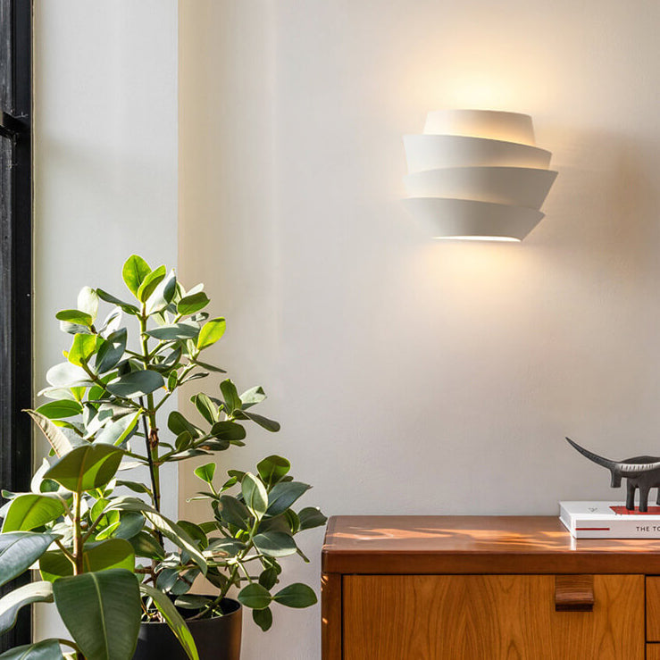 Scandinavian Wall Lamp with Dual Light Points - NordGlow | Bowlift