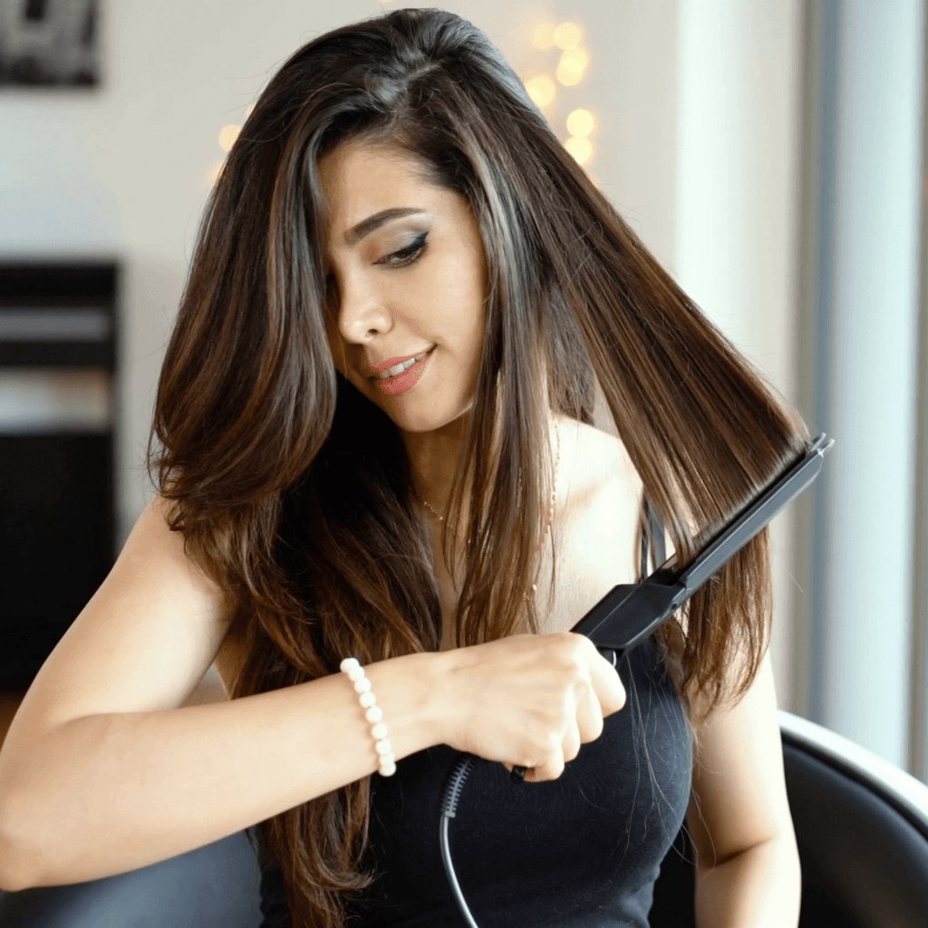 BowLift | SmoothStrands Silky Smooth Styling In Just Minutes