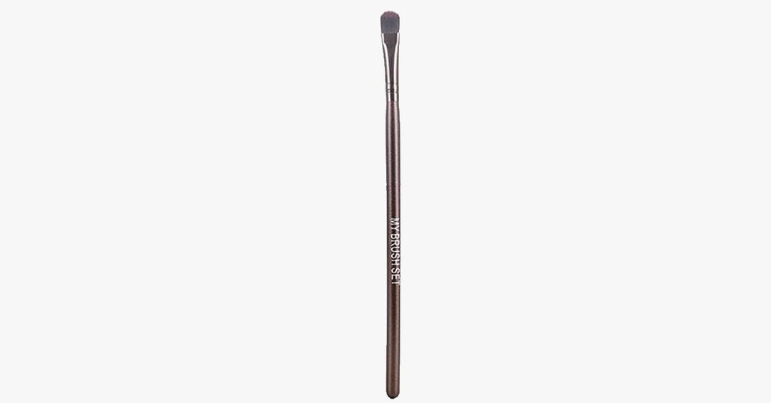 BowLift | Medium Eyeshadow Brush - Fits Your Personality and Style
