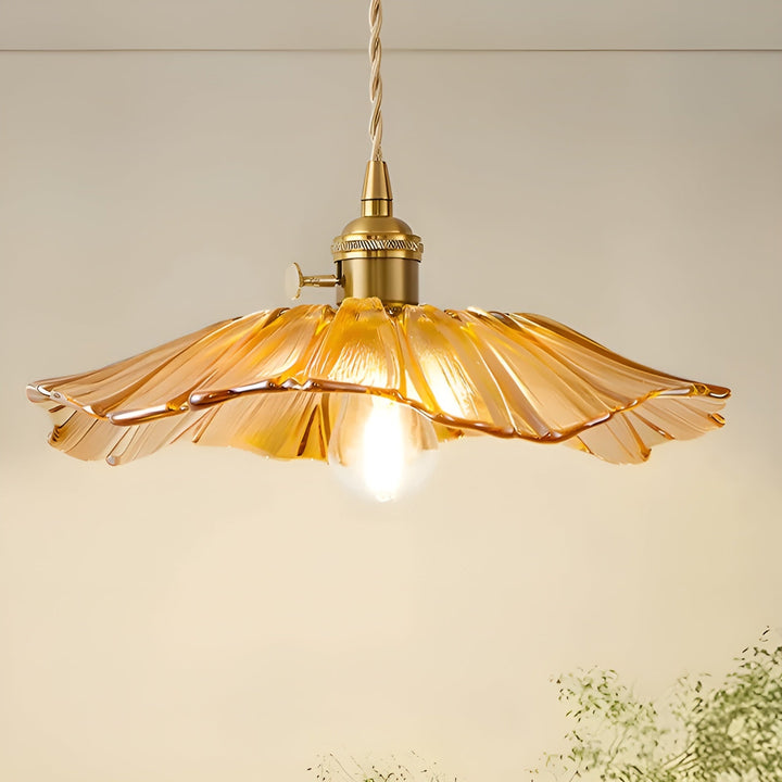 Hanging lamp with floral motif – Warm light & stylish design | For your home | Bowlift