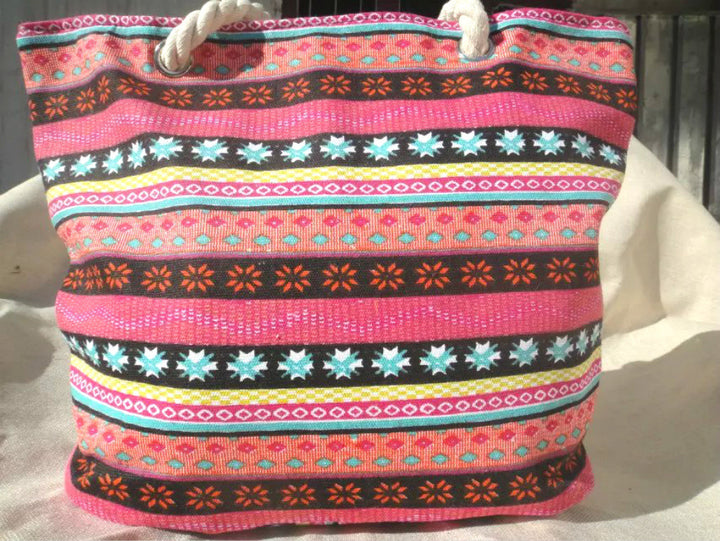 Trendy Shoulder Bag with Colorful Pattern Bowlift