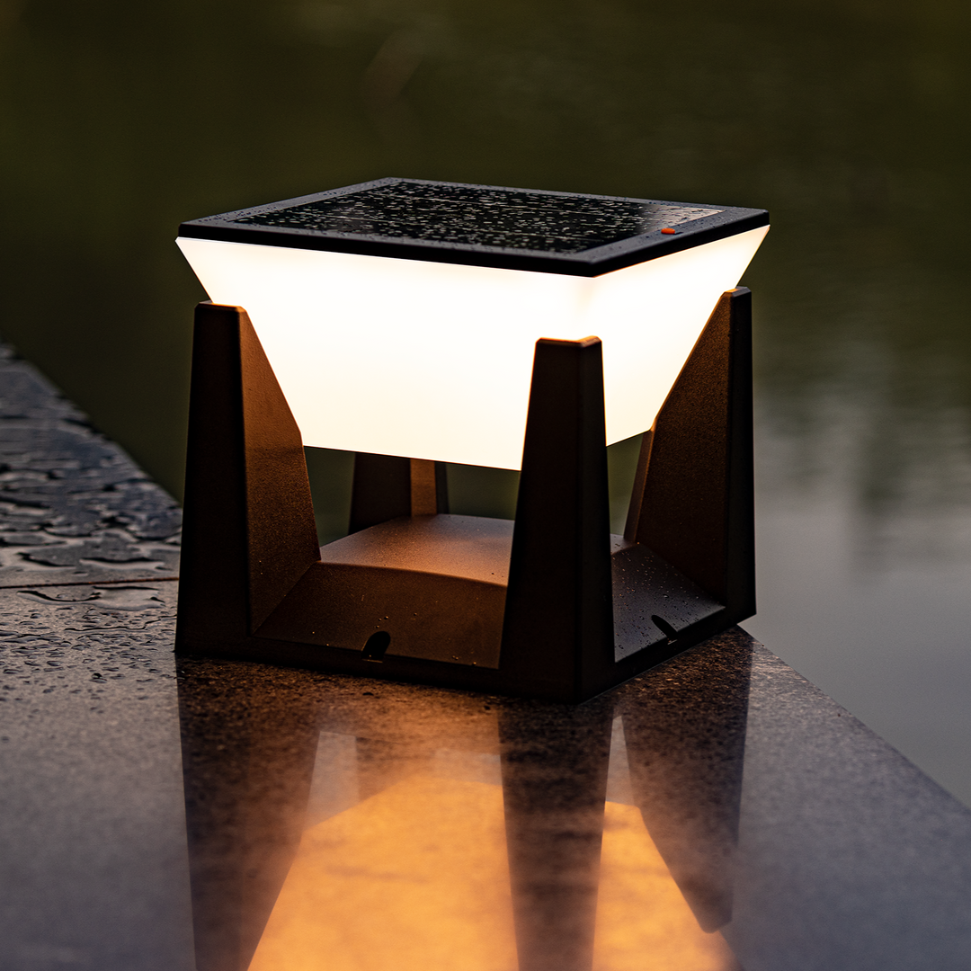 BowLift | SolarPath Outdoor Light