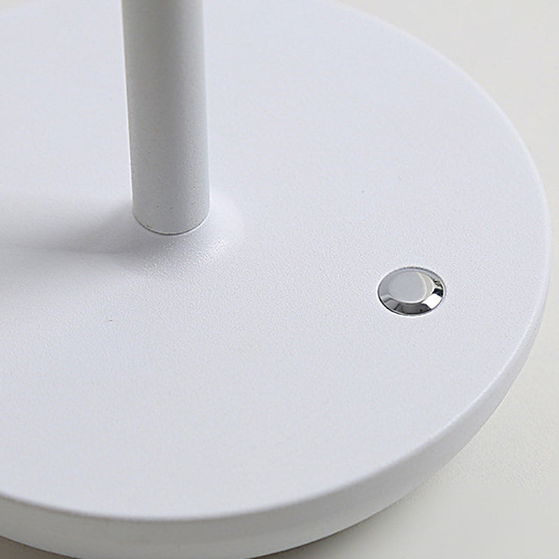 BowLift | Aurelia Noire - Rechargeable Wireless Table Lamp with Built-in LED Lighting and Battery