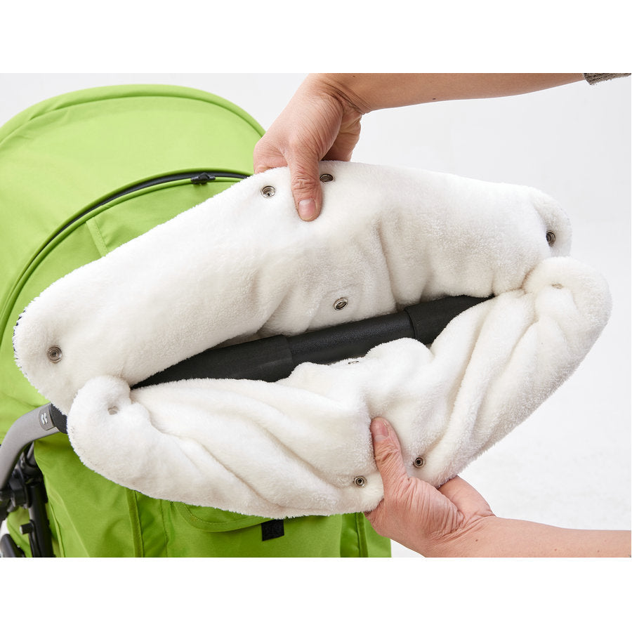 BowLift | Cozy hand warmer for stroller