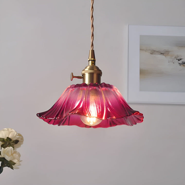 Hanging lamp with floral motif – Warm light & stylish design | For your home | Bowlift