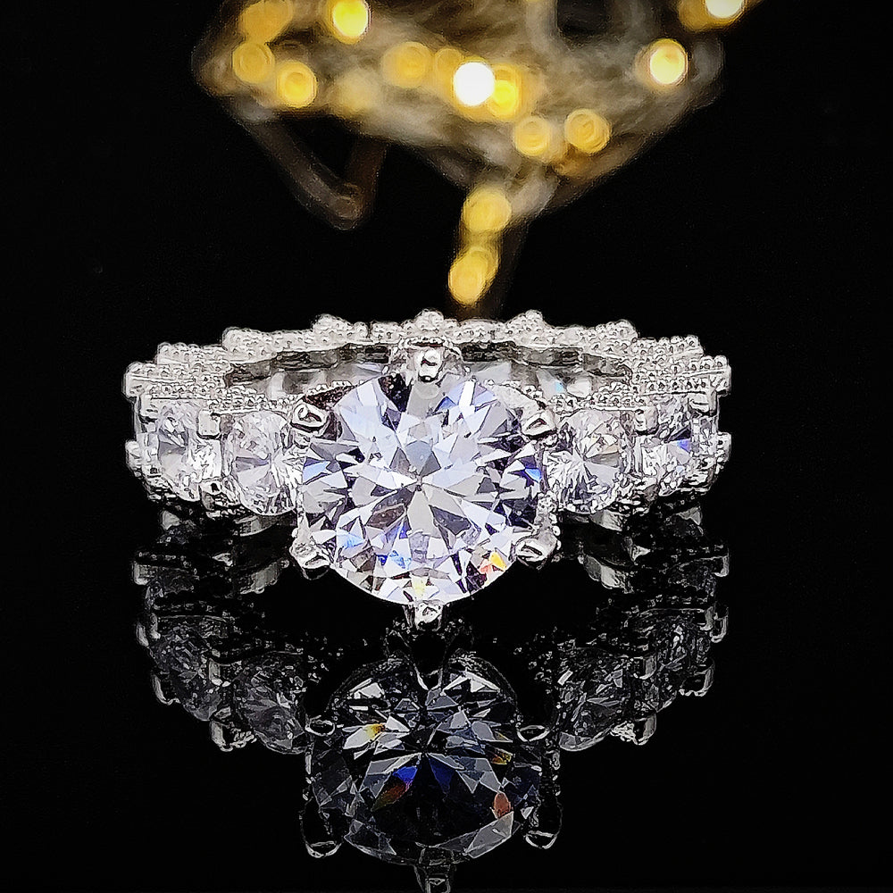 BowLift | Timeless Gift Gem Shiny Silver Ring