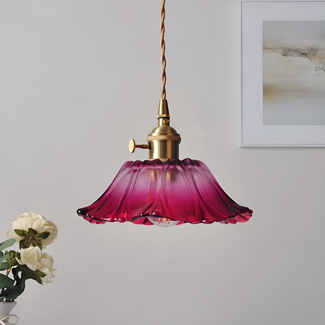 Hanging lamp with floral motif – Warm light & stylish design | For your home | Bowlift