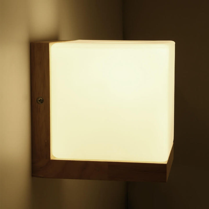 BowLift | EcoChic Cube Wall Lamp – Sustainable & Modern Design