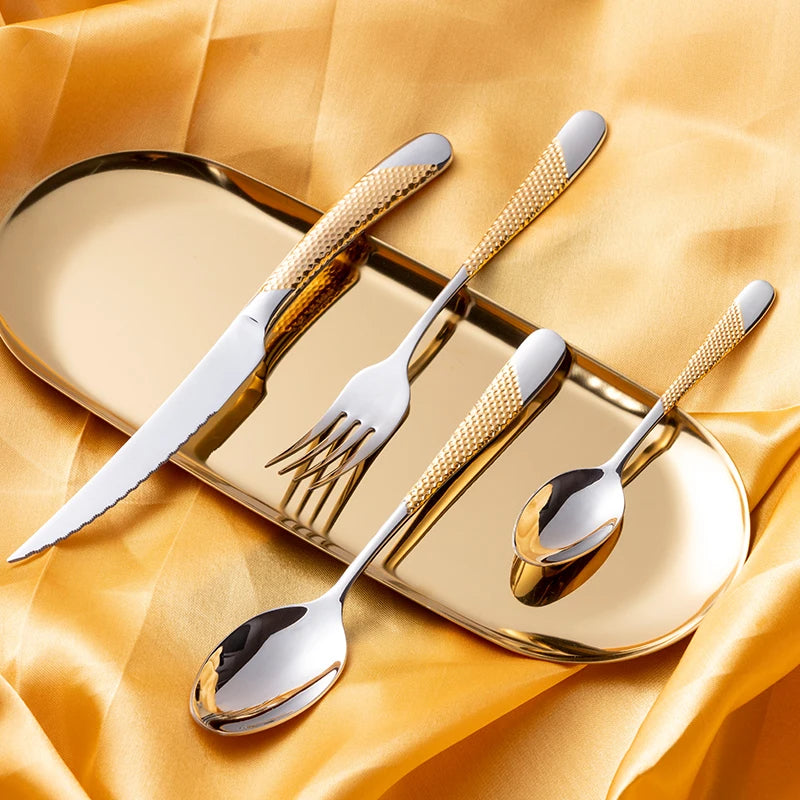 BowLift | Fashion Golden Dinnerware Set