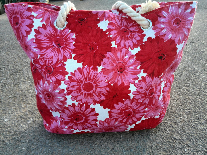 Beach bag with floral motifs and sturdy rope handles Bowlift