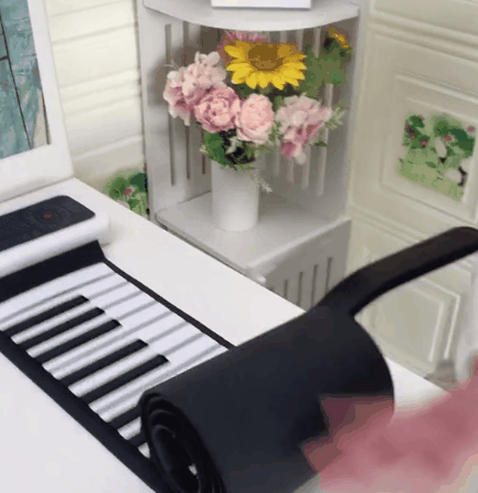 BowLift |  Hand Roll Portable Piano