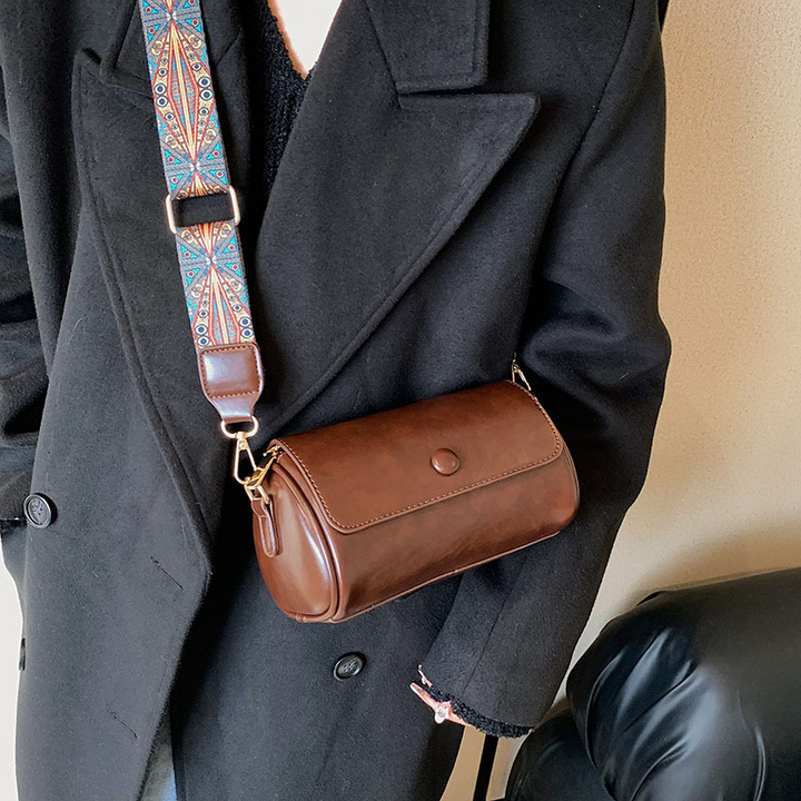BowLift | Female Retro Cylinder Bag