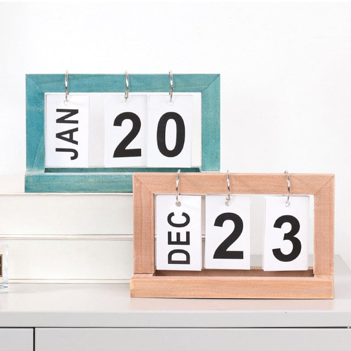 Dutch Teak Wood Desktop Calendar | Bowlift