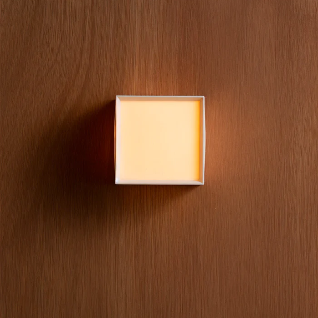 BowLift | Minimalist Wall Lamp Indoor