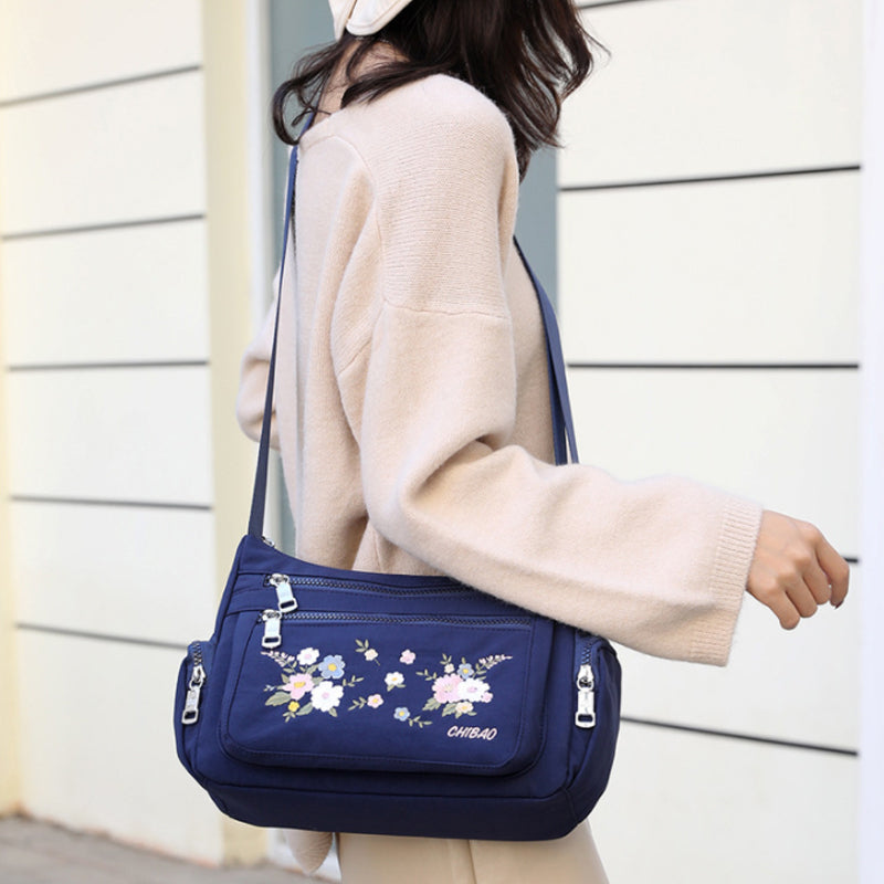 BowLift | Embroidered Flower Shoulder Bag