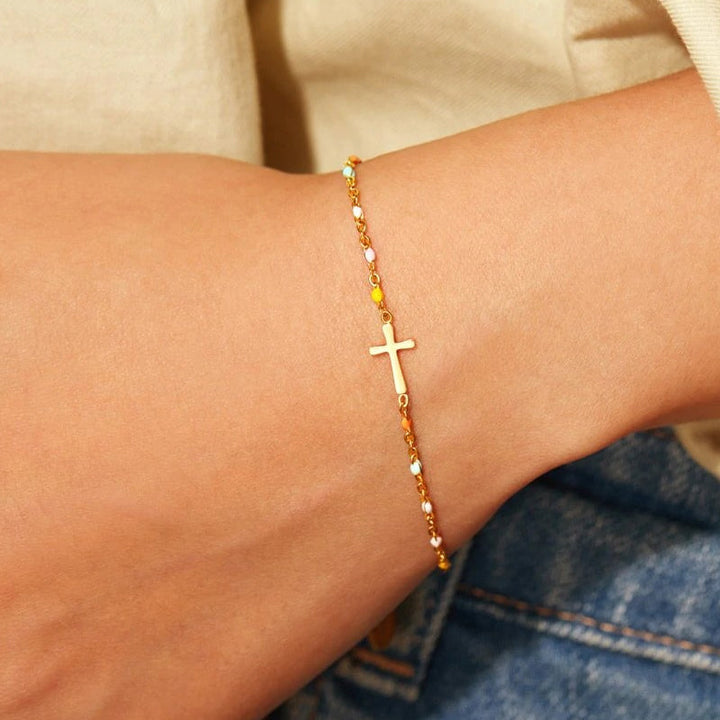 BowLift | Trendy Cross Bracelet