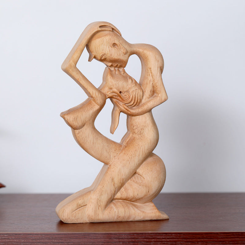 Eternal Couple Kiss Statue | Bowlift