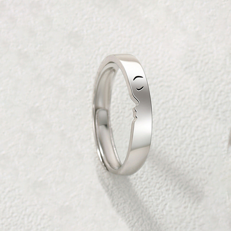 BowLift | Love at first kiss couple rings