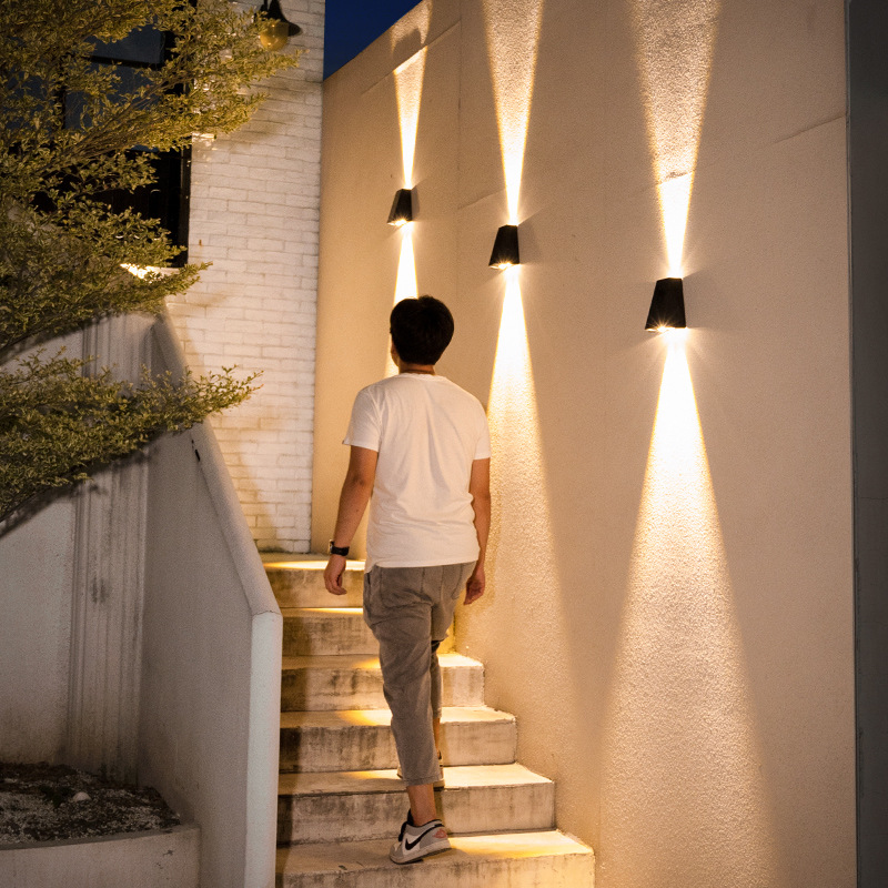 BowLift | Modern LED outdoor wall light with up & down light – Waterproof wall lamp for house facade and entrance area