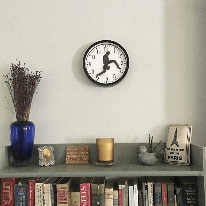 BowLift | Ministry of Stupid Walks Clock
