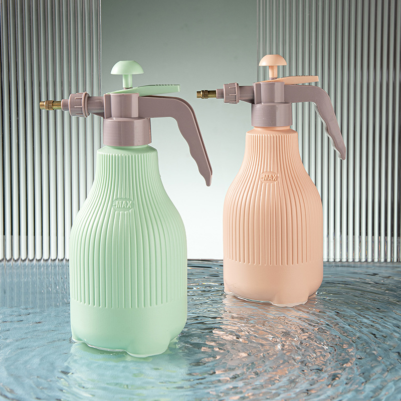 BowLift | Nordic Spray Bottle with Pressure Pump – For Effective Plant Watering