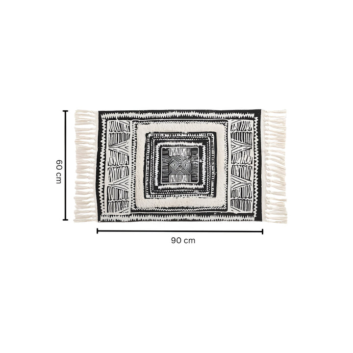 BowLift | Black and White Geometric Tassel Floor Mat