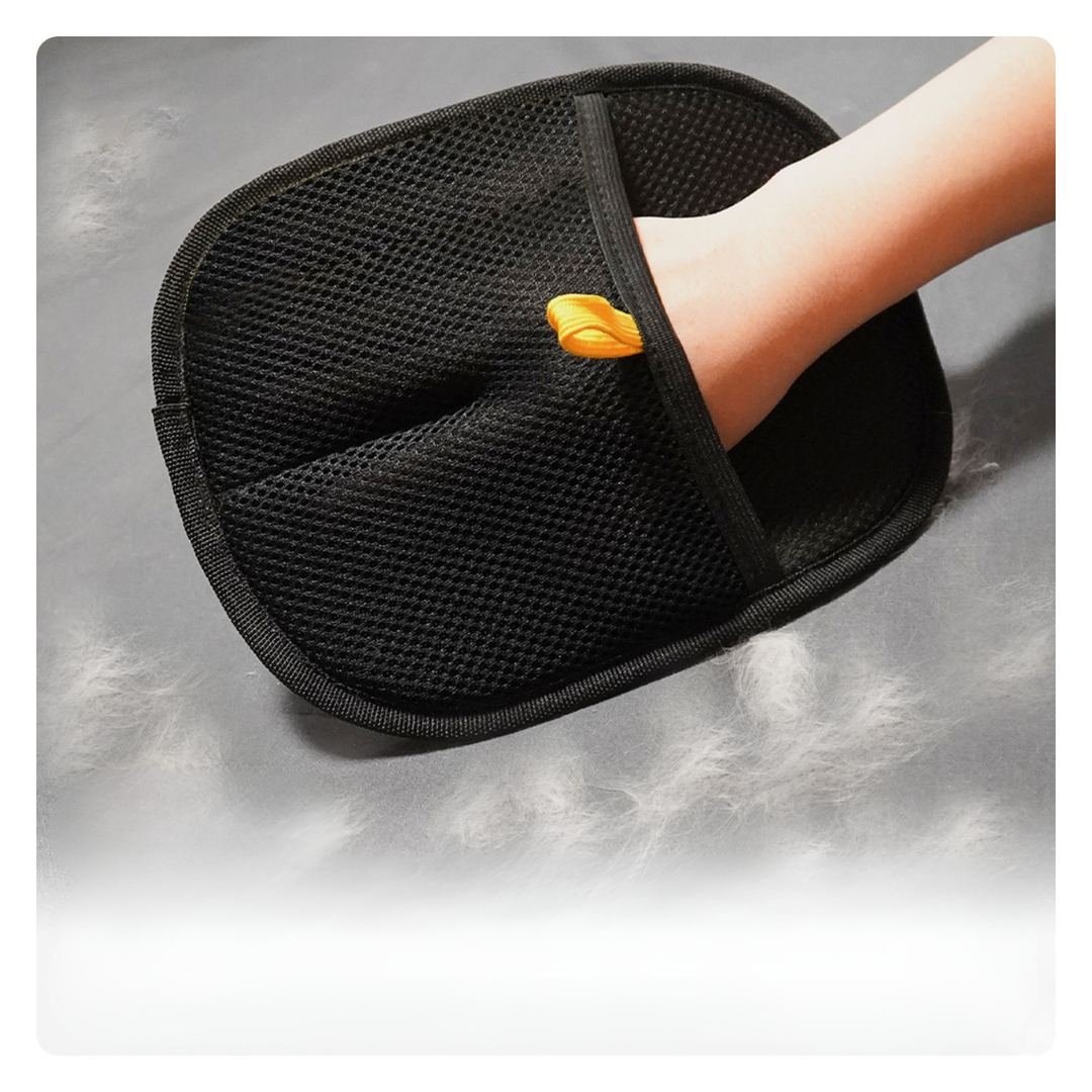 BowLift | Pet Hair Removal Glove for Dogs and Cats