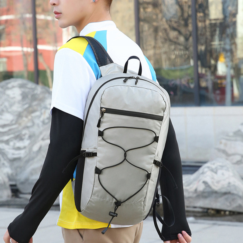 BowLift | Useful foldable backpack