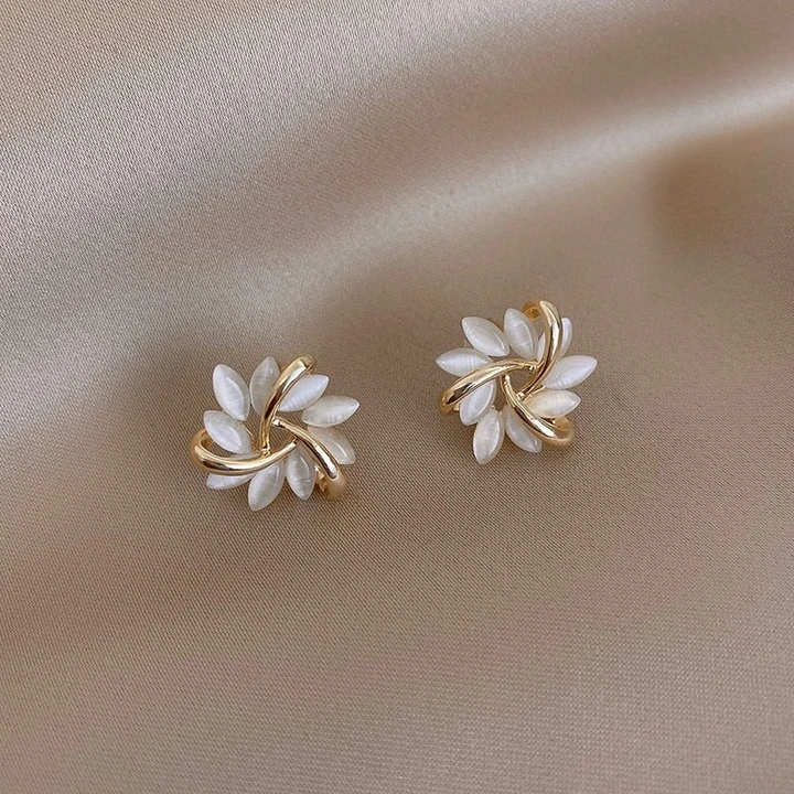 Chic Opal Floral Stud Earrings Bowlift
