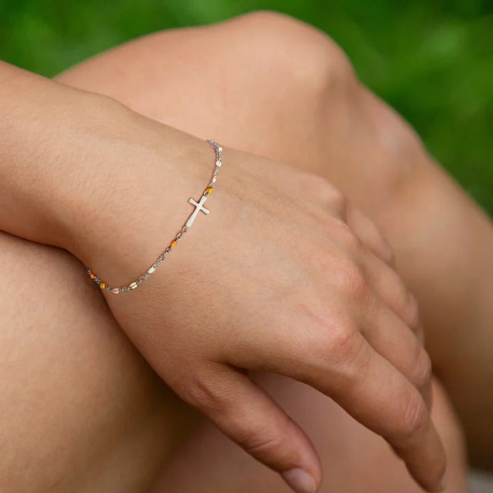 BowLift | Trendy Cross Bracelet