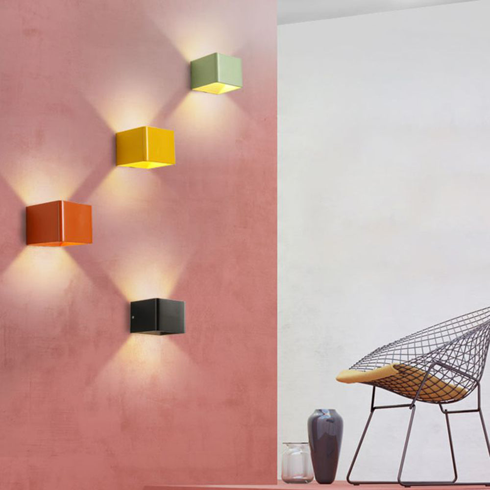 LumiBox - Square LED Wall Lamp | Modern Design in Bowliftack, White and Green for Bedroom and Living Room | Bowlift