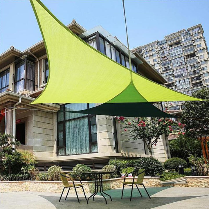 BowLift | Triangular Sun Shade Sail
