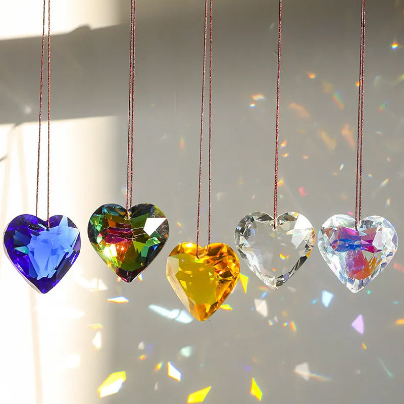 GlimmerHeart Elegant Heart-Shaped Sun Catcher – Enchanting Light Effects for Your Home Bowlift