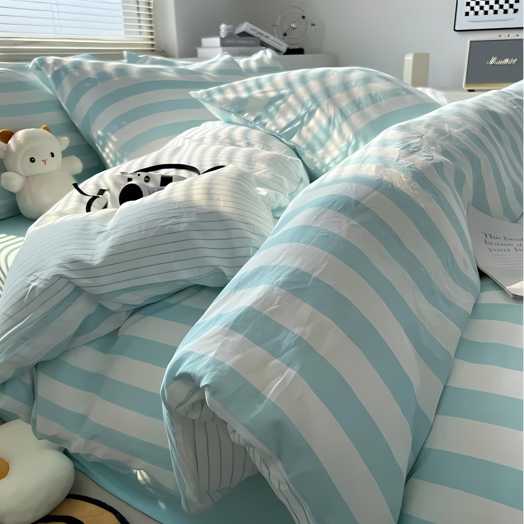 BowLift | Elenorra Classic Striped Bedding Set 4pcs Duvet Cover Sheet