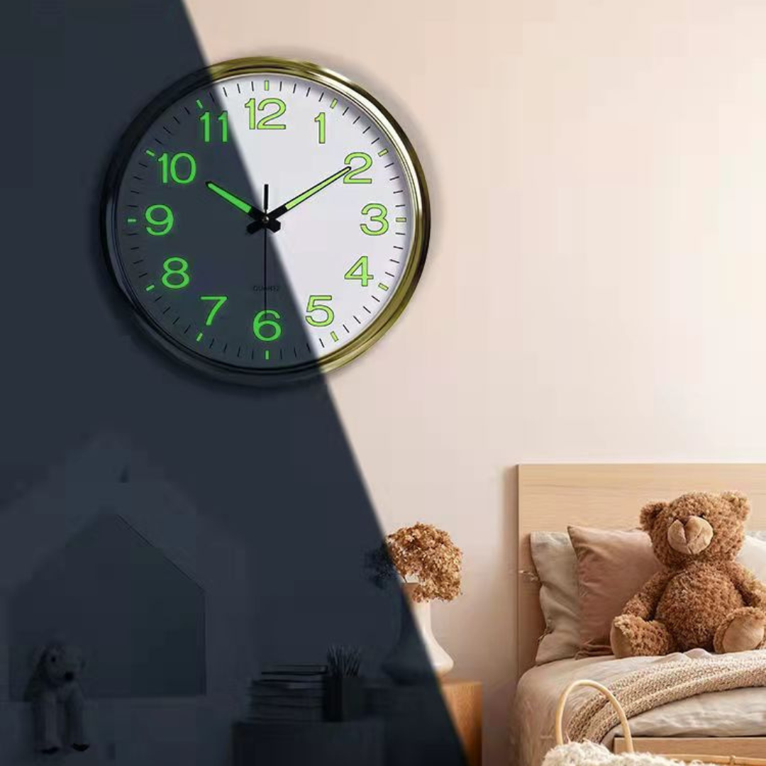 BowLift | Stylish Large Wall Clock with Light Effect Treviq