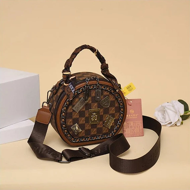 Fashionable Retro Bear Badge Shoulder Bag | Bowlift