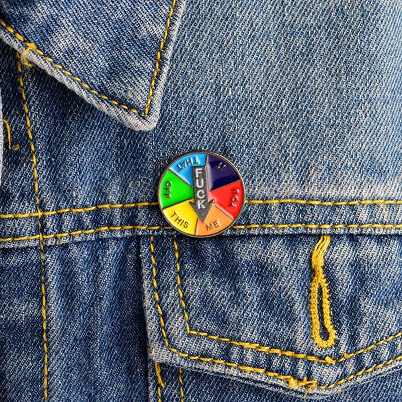 BowLift | Funny rotating badge