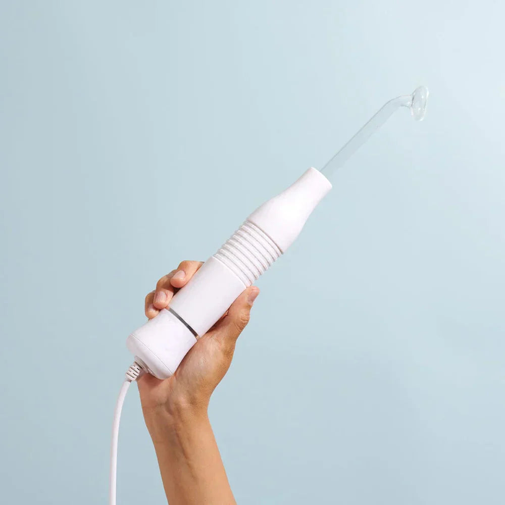 BowLift | GlowPulse – Quick skin clarity with a radiant, soothing complexion