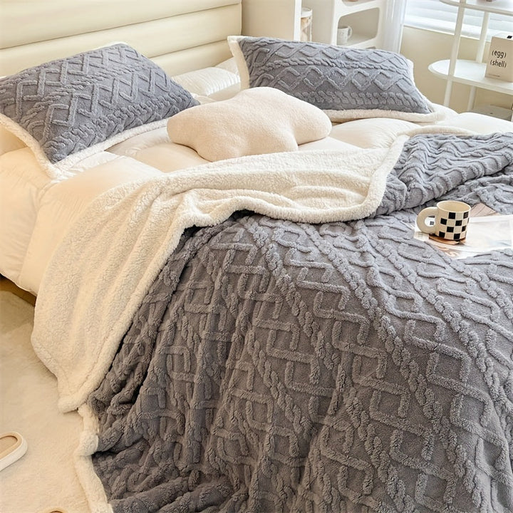 BowLift | Vintage Luxe Reversible Fleece Blanket - Essential for Winter