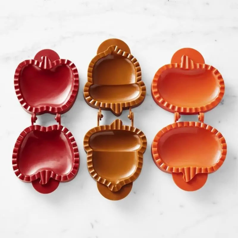 BowLift | 3-piece set dough pocket formers for autumn pastries