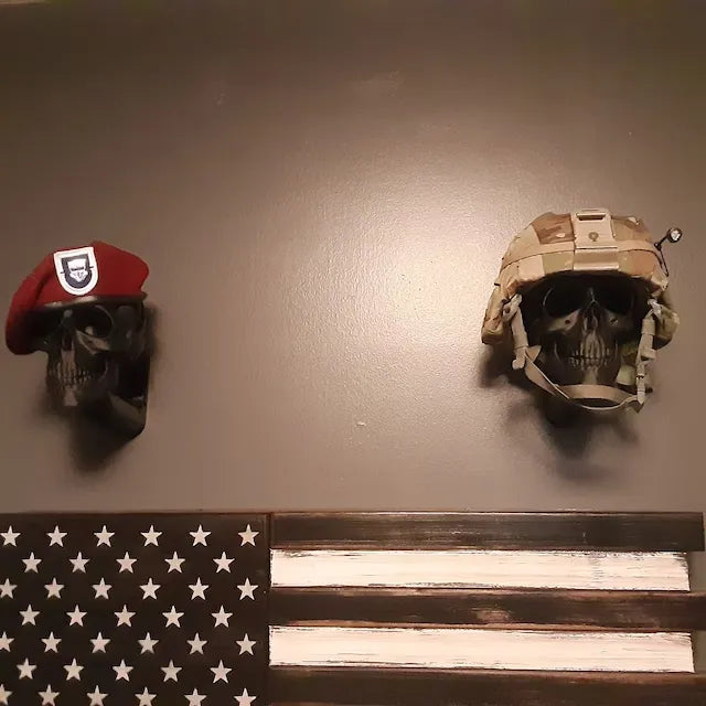 3D Skull Helmet Display Stand | Bowlift