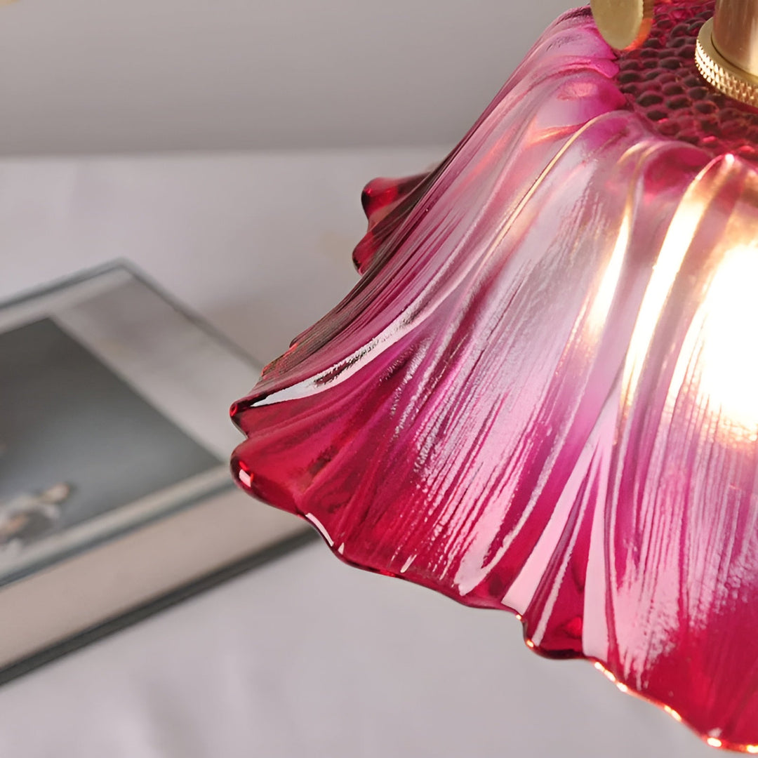 Hanging lamp with floral motif – Warm light & stylish design | For your home | Bowlift
