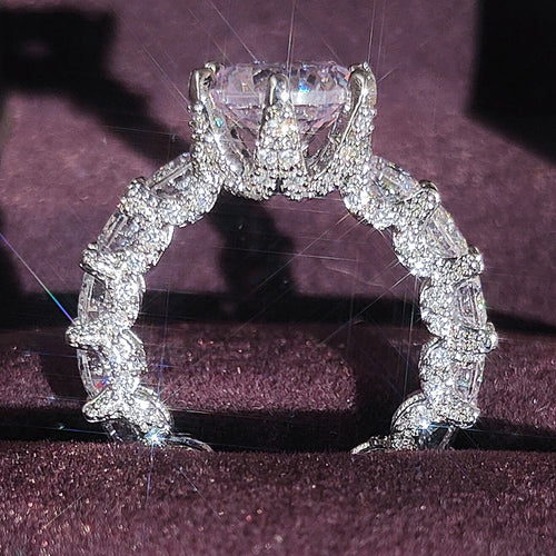 BowLift | Timeless Gift Gem Shiny Silver Ring