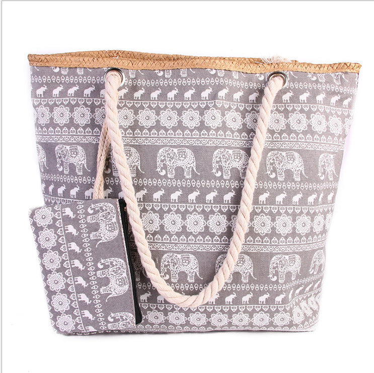 Large and Practical Beach Bag Bowlift
