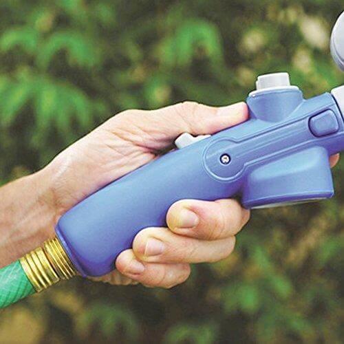 360° Pet Shower Tool - AquaPaws Bowlift