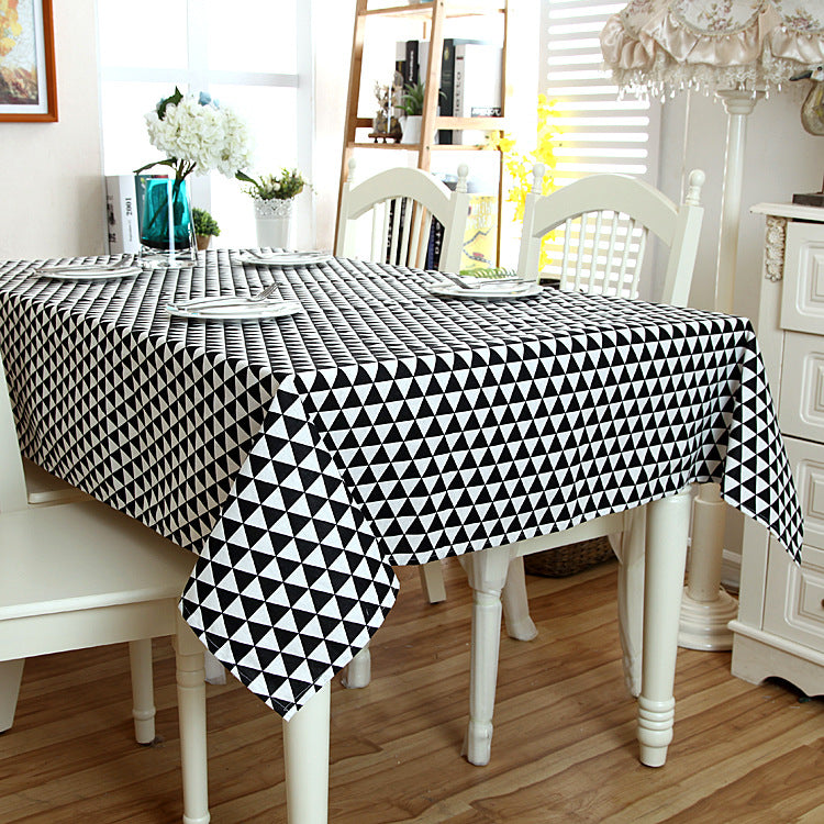 Geometric Design Table Cover