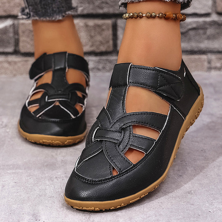 BowLift | Versatile round-toe casual shoe