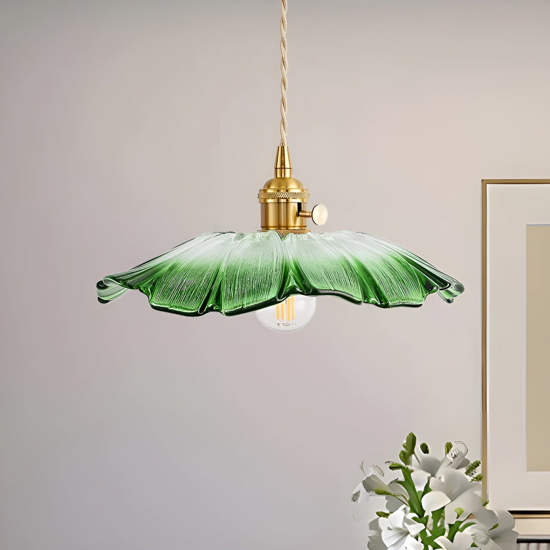 Hanging lamp with floral motif – Warm light & stylish design | For your home | Bowlift