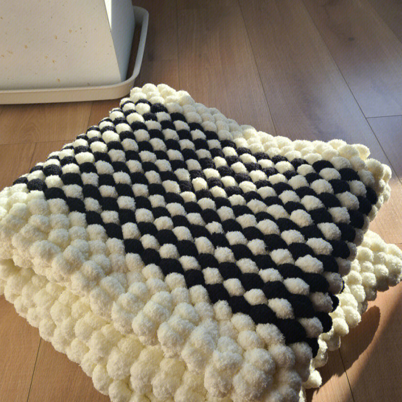 BowLift | DIYWool - Durable, soft wool with vibrant colors for every season