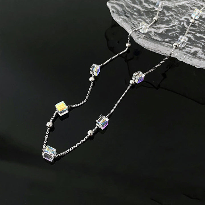 BowLift | Niche Design Crystal Bead Necklace